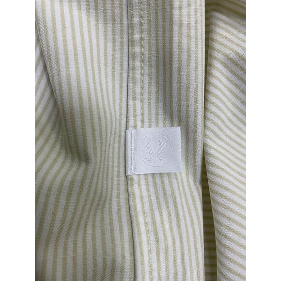 Lululemon New Venture White Polyester Classic-Fit Long-Sleeve Shirt Size M - Picture 4 of 4
